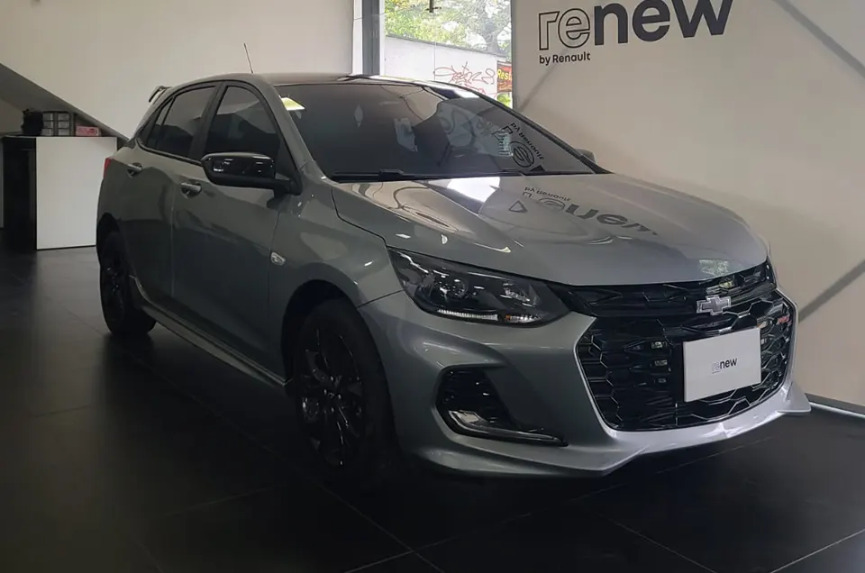 CHEVROLET ONIX RS 3