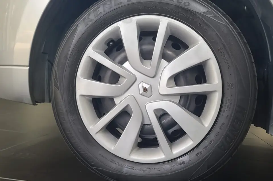 SANDERO EXPRESSION 2