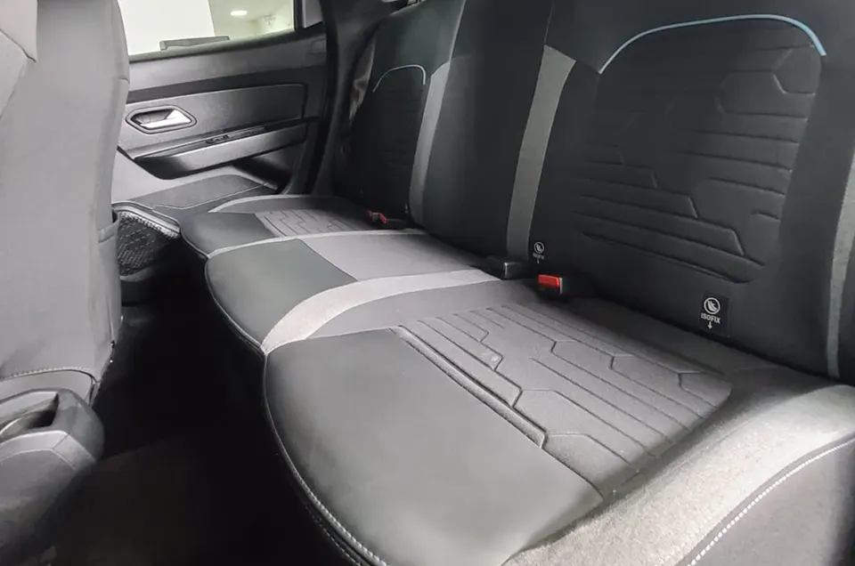 DUSTER ICONIC 1.3T CVT 35