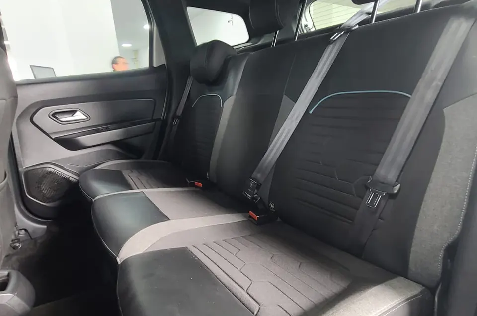 DUSTER INTENS CVT 4X2 1.3T 215