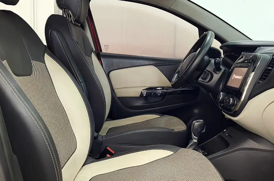 CAPTUR INTENS 2.0 L AT ULC 21
