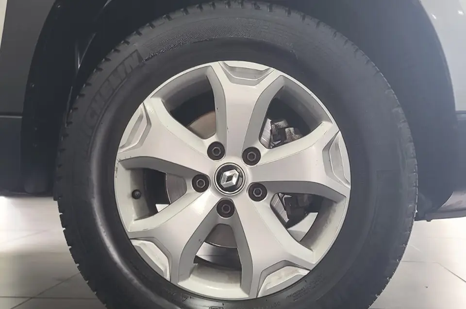 DUSTER INTENS CVT 4X2 1.3T 26