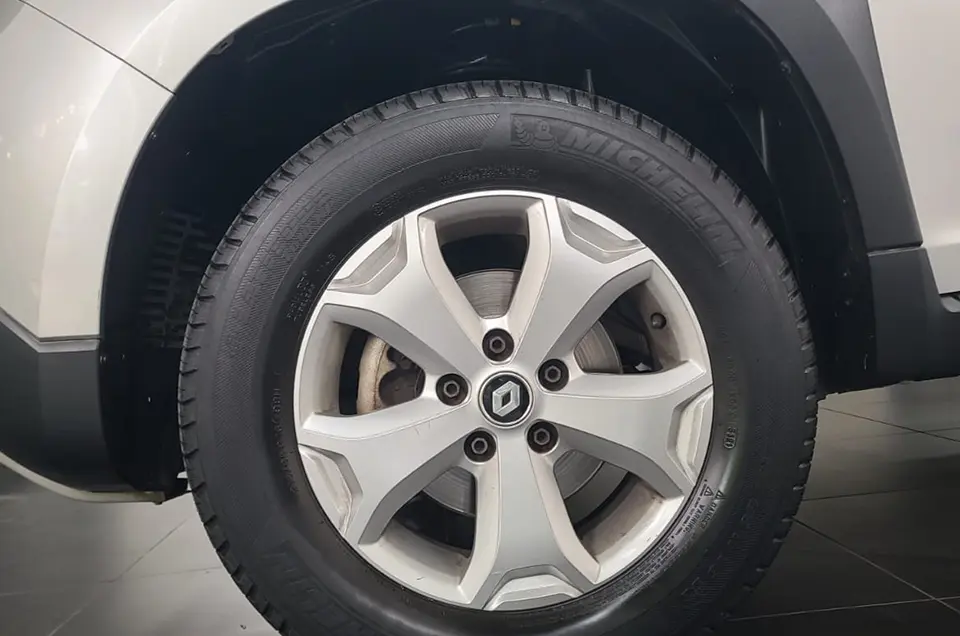 DUSTER INTENS CVT 4X2 1.3T 29