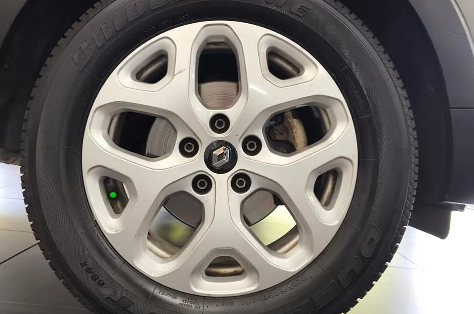 CAPTUR ZEN 2.0 L MT 2