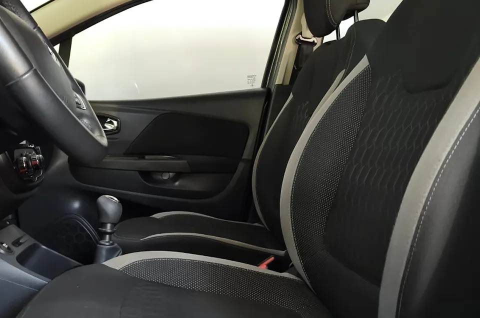 CAPTUR ZEN 2.0 L MT 20