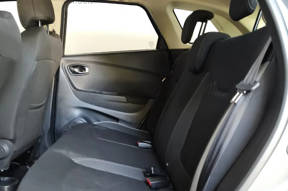 CAPTUR ZEN 2.0 L MT 21