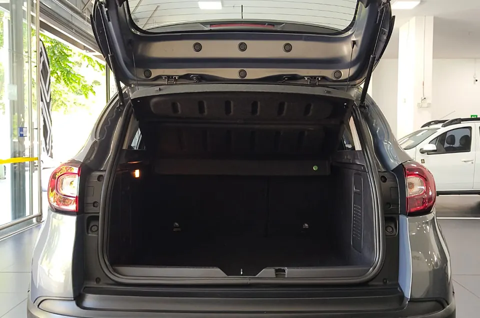 CAPTUR ZEN 2.0 L MT 24