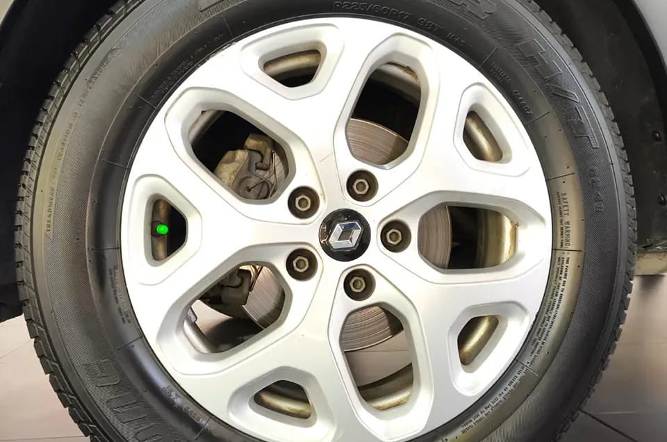 CAPTUR ZEN 2.0 L MT 5