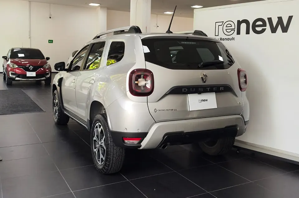DUSTER ICONIC 1.3T CVT 4 25