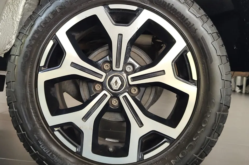 DUSTER ICONIC 1.3T CVT 4 3