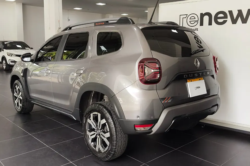 DUSTER ICONIC 1.3T CVT 5 19