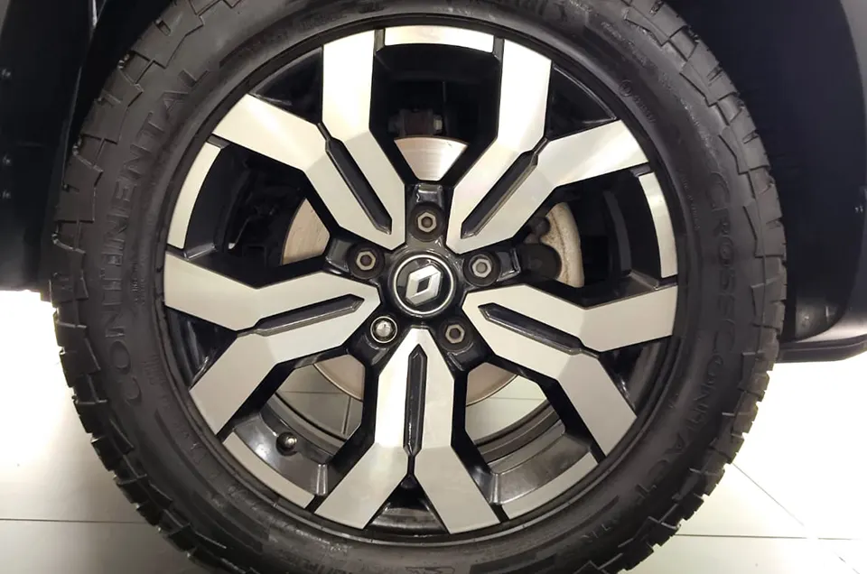DUSTER ICONIC 1.3T CVT 5 3