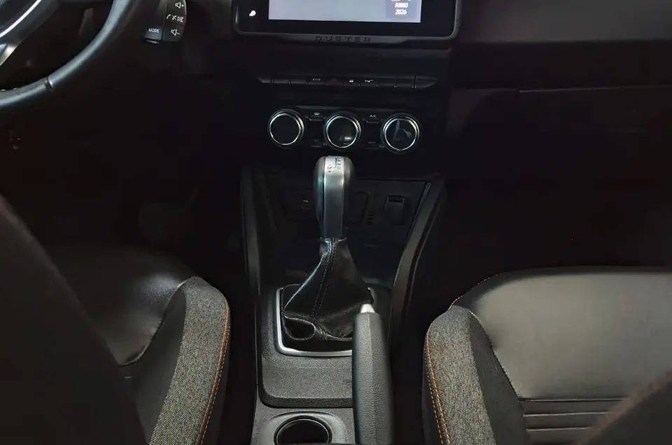DUSTER ICONIC 1.3T CVT 5 9