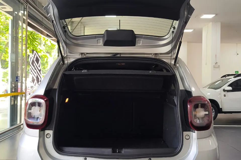 DUSTER ICONIC 1.3T CVT sa 26