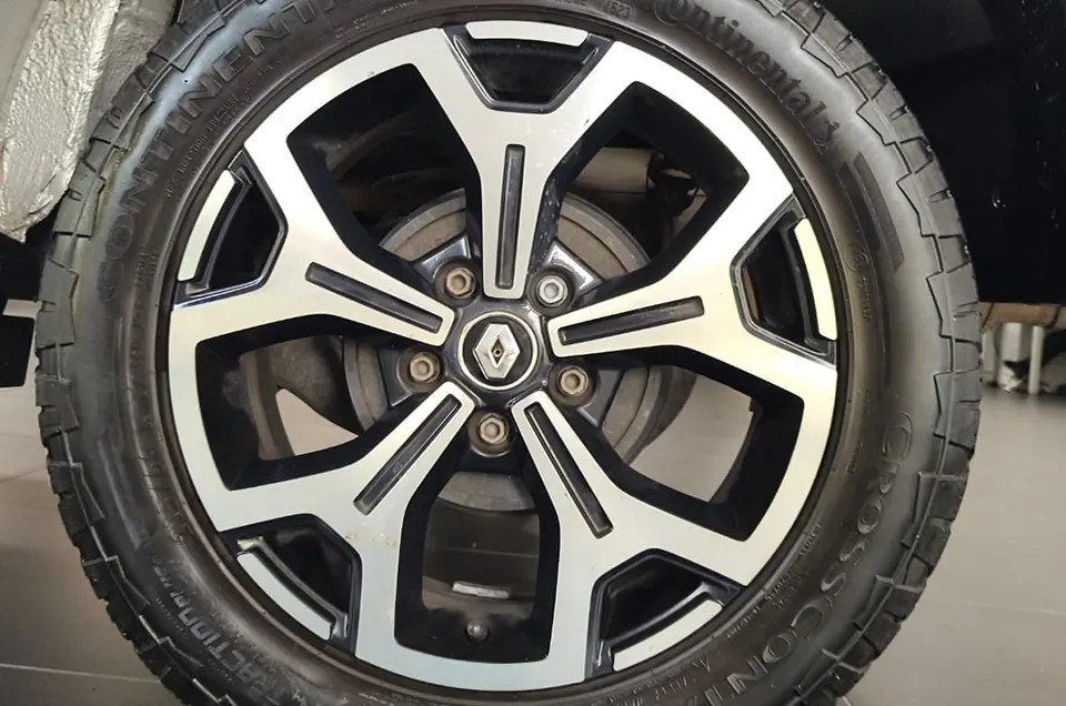 DUSTER ICONIC 1.3T CVT sa 3