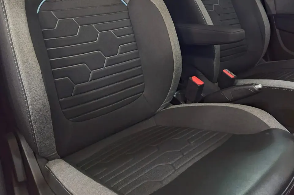 DUSTER ICONIC 1.3T CVT sa 5
