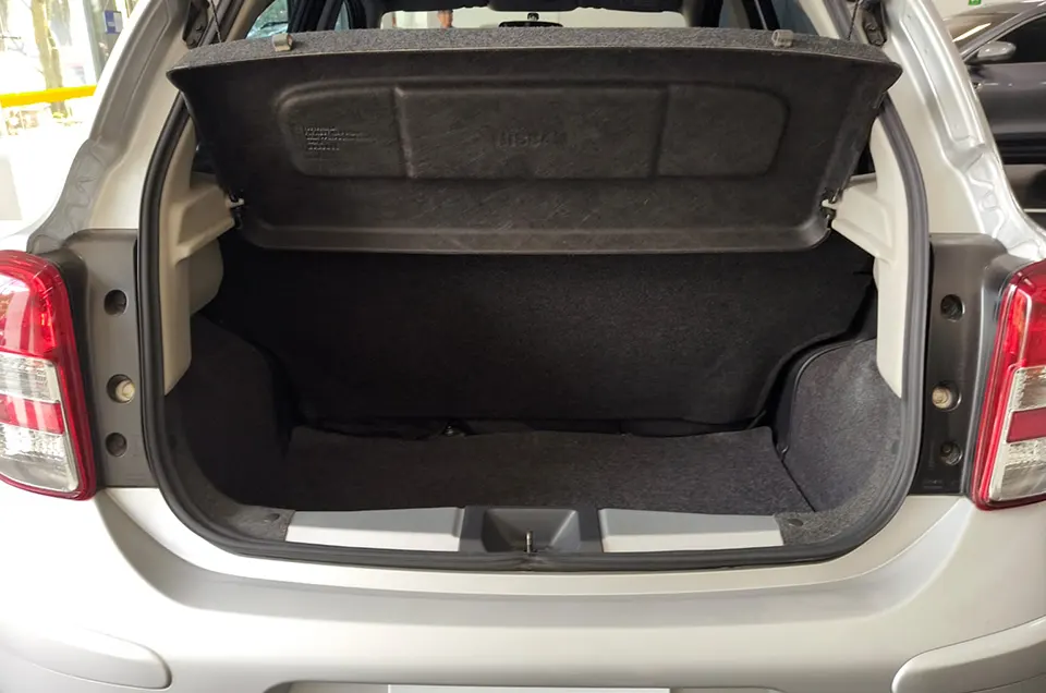 NISSAN MARCH 25