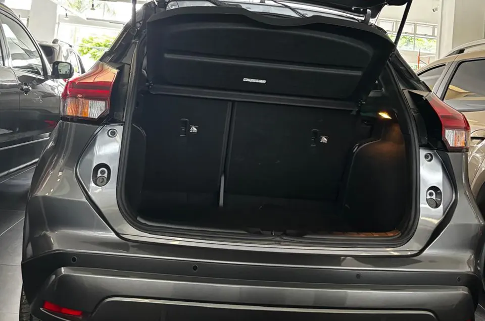 NISSAN KICKS ADVANCE MT 10