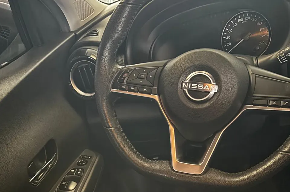 NISSAN KICKS ADVANCE MT 14