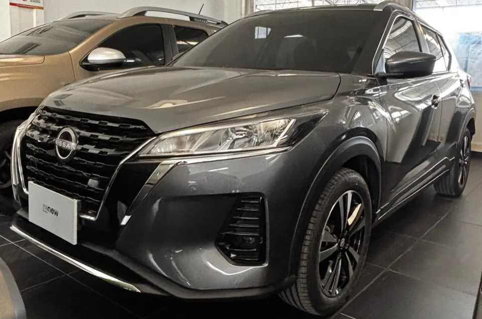 NISSAN KICKS ADVANCE MT 2