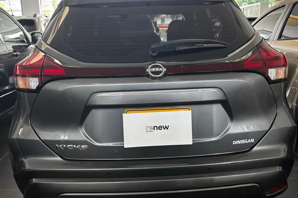 NISSAN KICKS ADVANCE MT 9