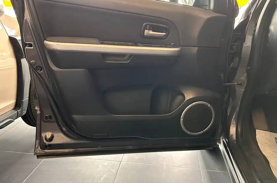 SUZUKI GRAND VITARA 25