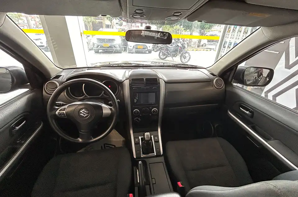 SUZUKI GRAND VITARA 6